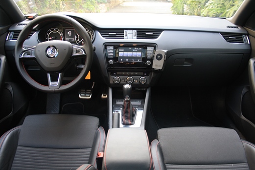 סקודה אוקטביה RS